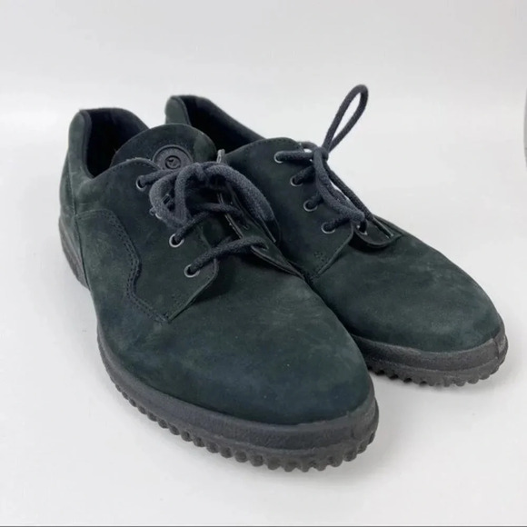 ECCO Soft Black Suede Lace Up Sneakers Sz 41 - Picture 1 of 7